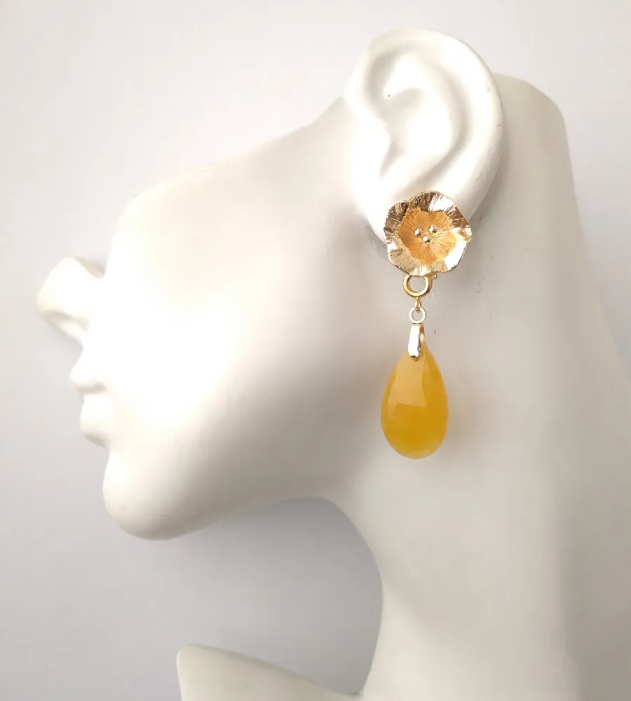 3 Pistil with Yellow Jade Brass Stud Earrings