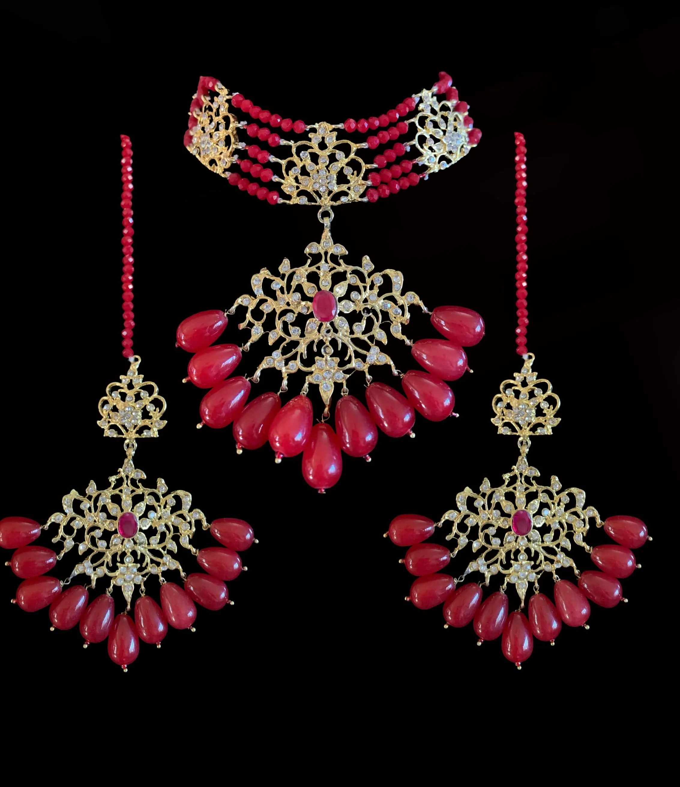 BR19 Niya choker set in red beads ( READY TO SHIP )