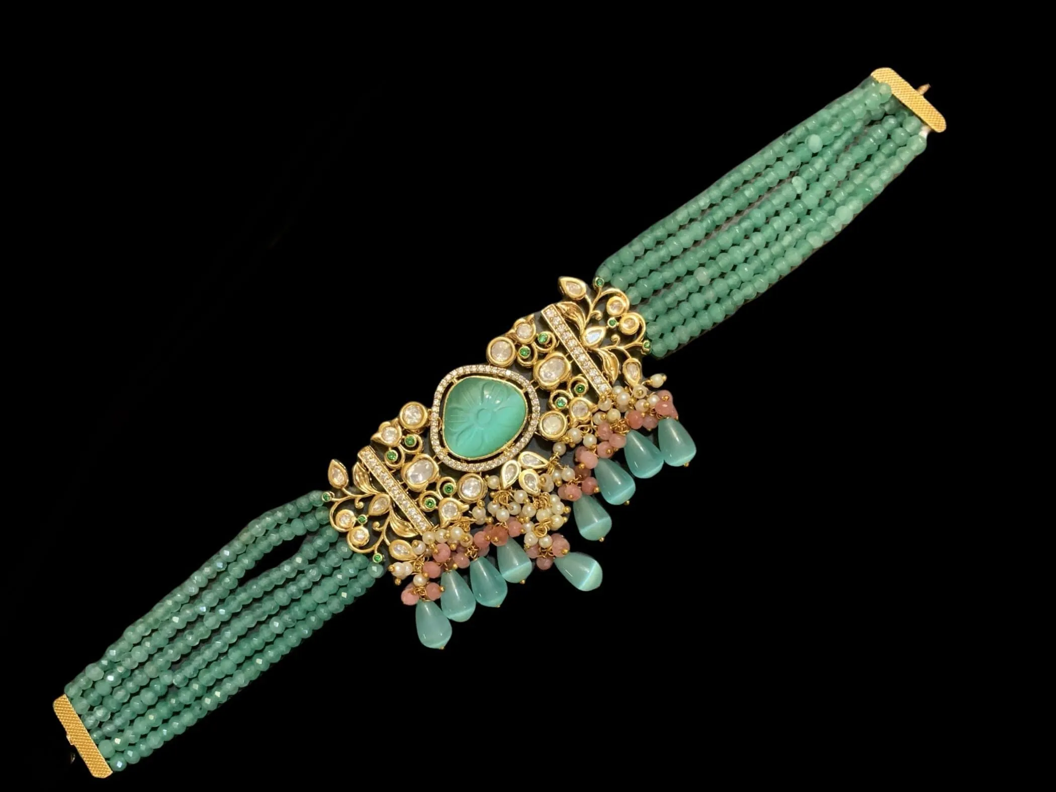 C44 Sidra choker in mint  ( READY TO SHIP)   )