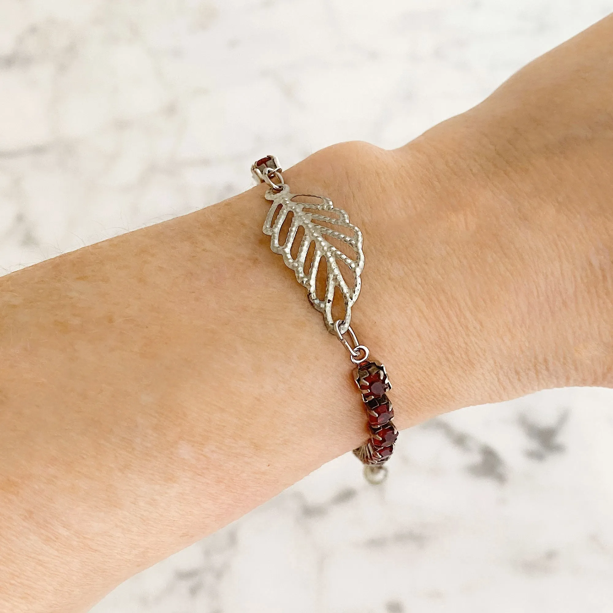 GABRIELLA red rhinestone leaf bracelet