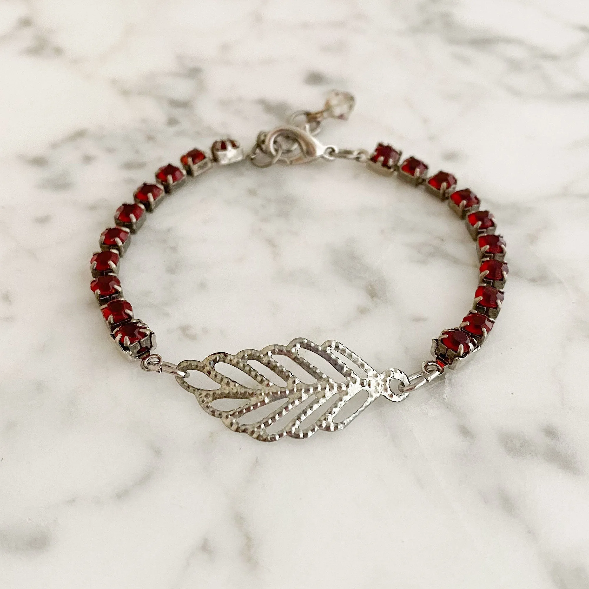 GABRIELLA red rhinestone leaf bracelet