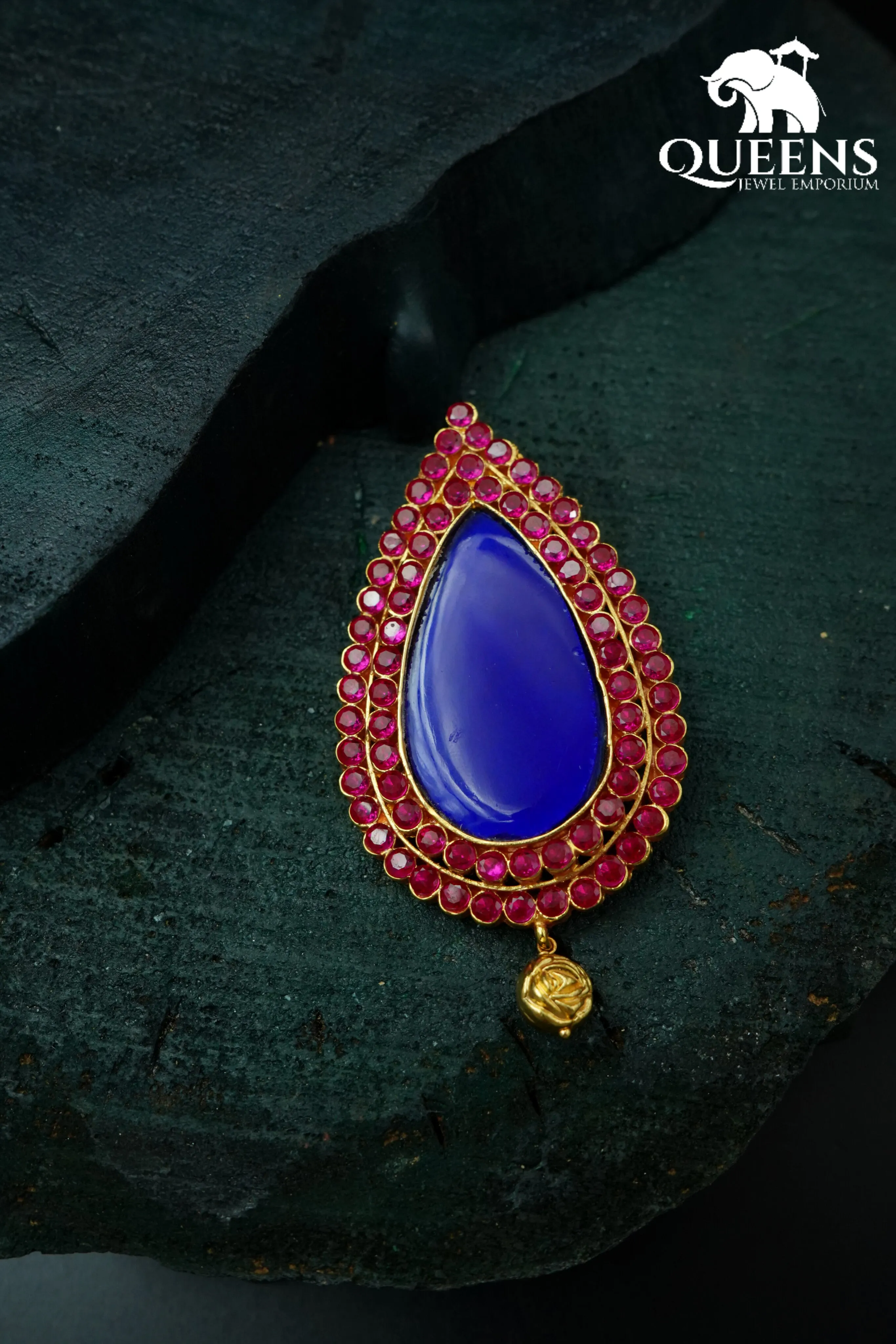 KAVISHRI PENDANT