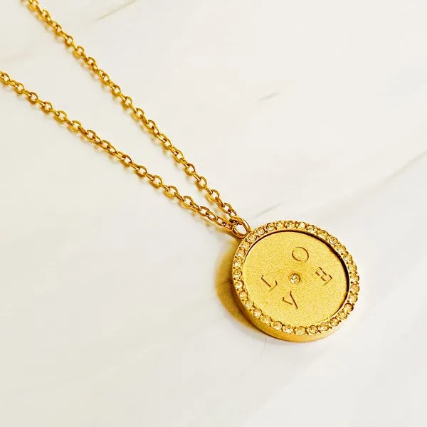 Loveholic Pendant Necklace