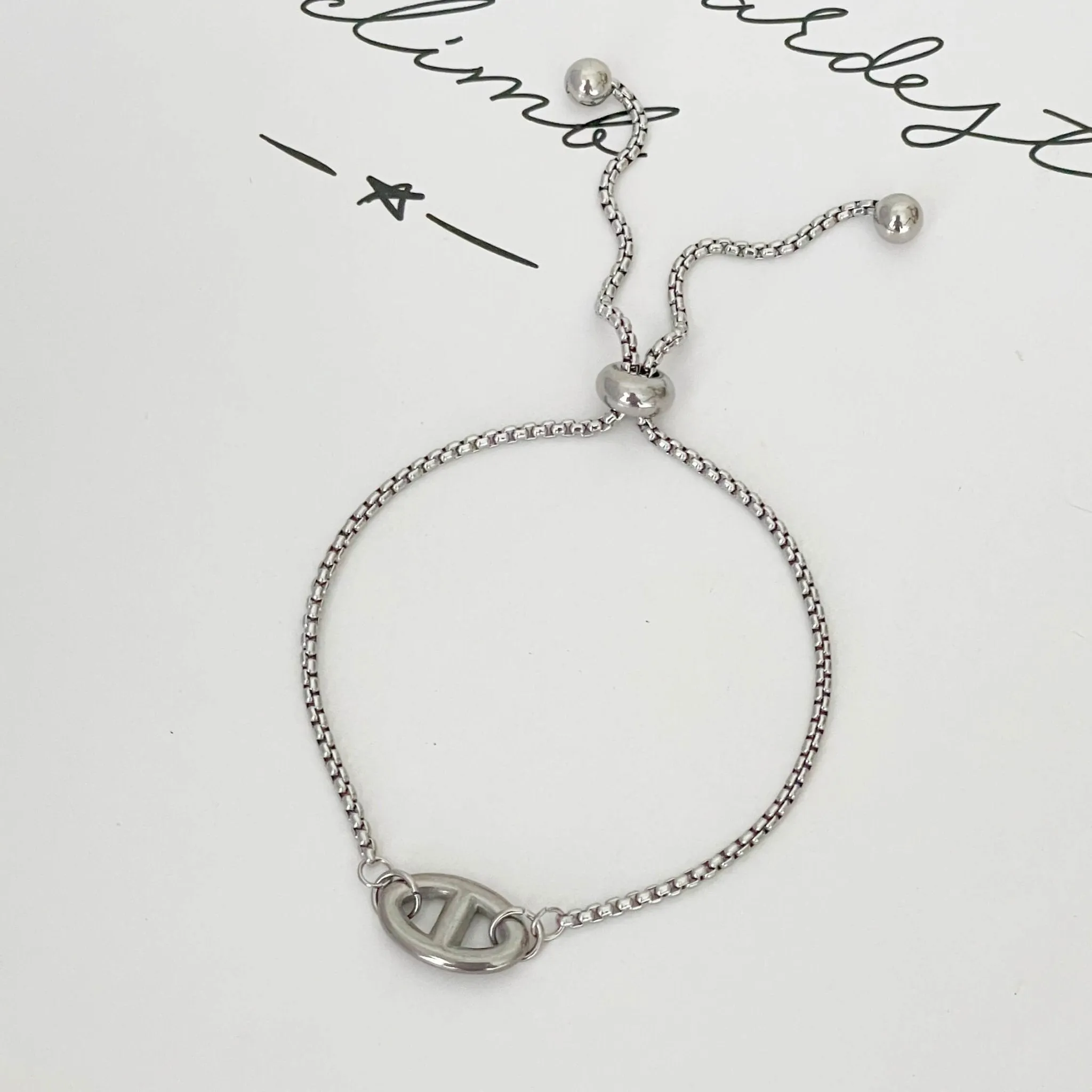 Modern Pendant Slider Bracelet Silver