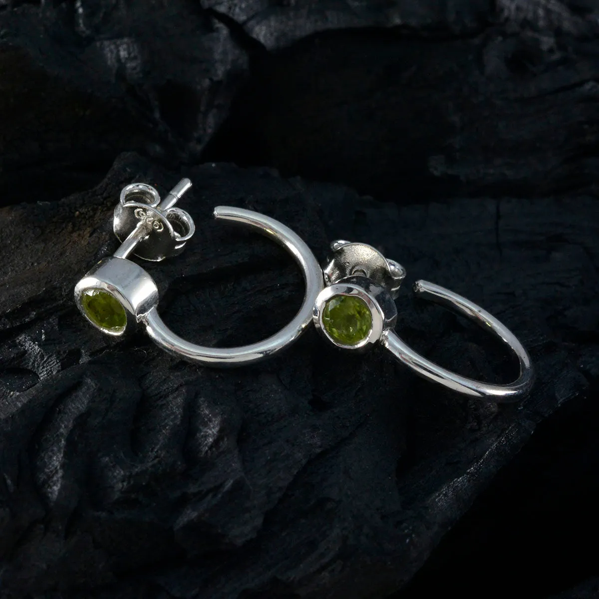 Riyo Arresting Sterling Silver Earring For Demoiselle Peridot Earring Bezel Setting Green Earring Stud Earring