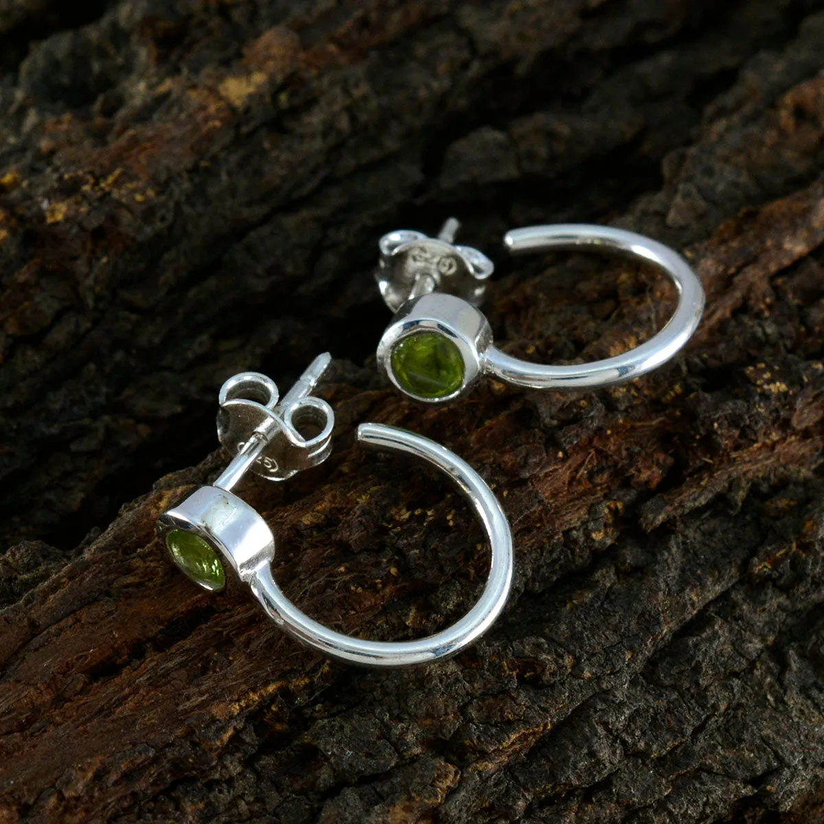 Riyo Arresting Sterling Silver Earring For Demoiselle Peridot Earring Bezel Setting Green Earring Stud Earring