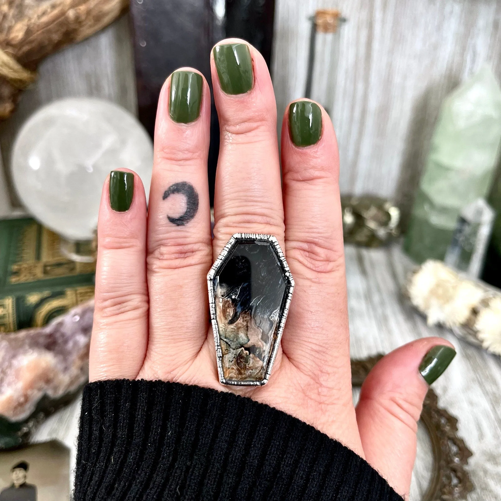 Size 10 Fossilized Palm Root Coffin Statement Ring in Fine Silver / Foxlark Collection - One of a Kind