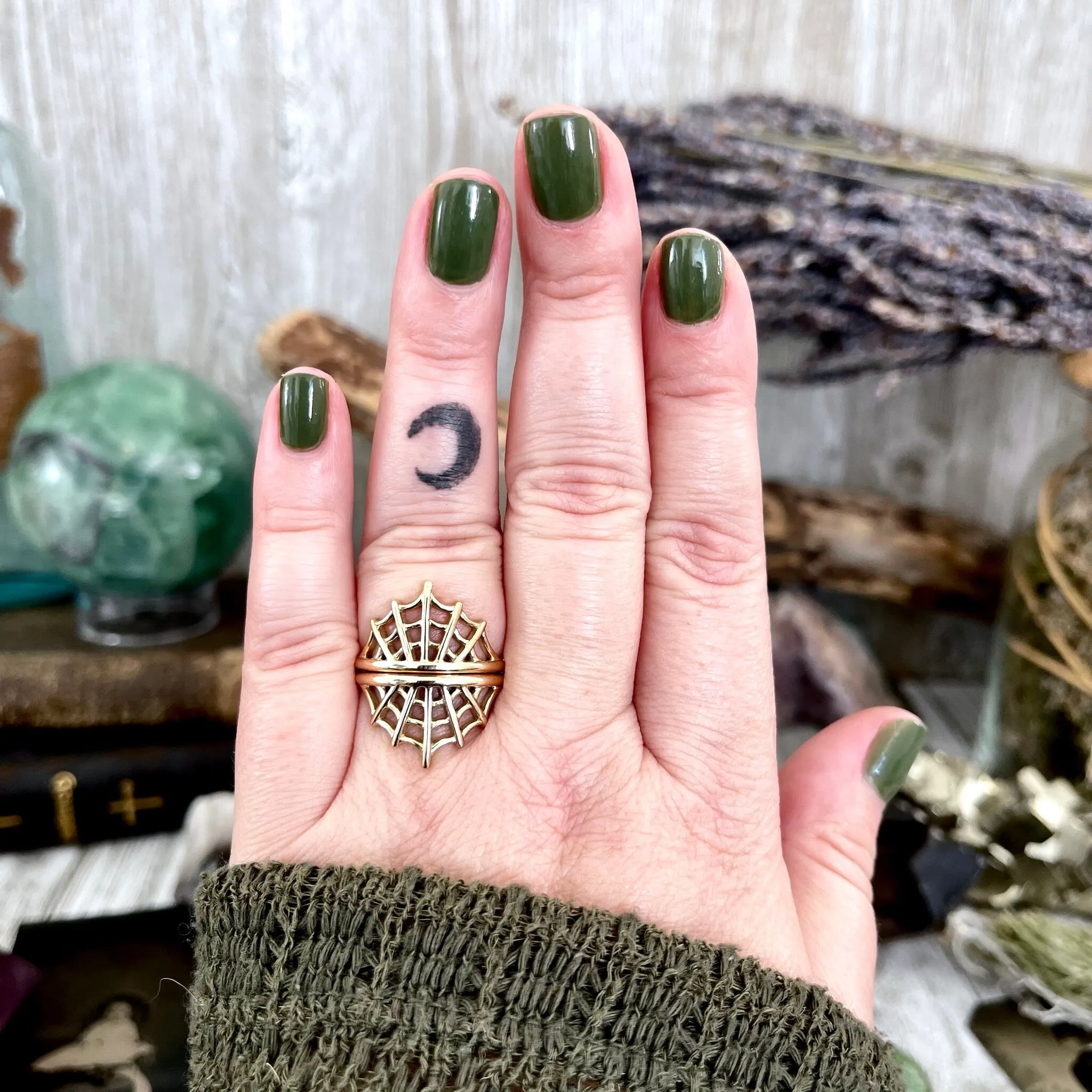 Spider Web Ring in Brass / Size 7 8 9