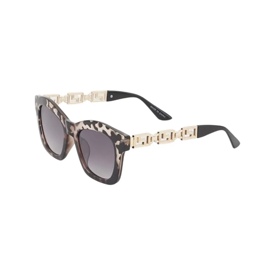 Stylish women’s sunglasses