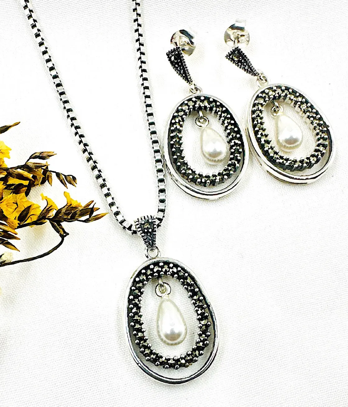 The Silver Marcasite Pearl Pendant Set